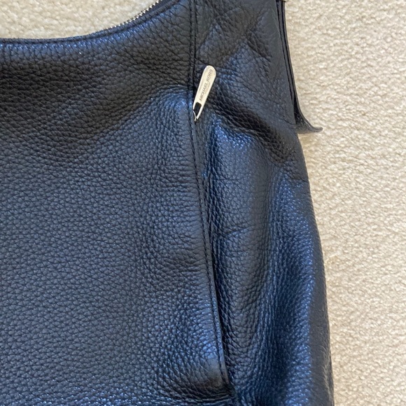 Michael Kors black leather shoulder bag, silver hardware logo on zipper, clean - Picture 2 of 11